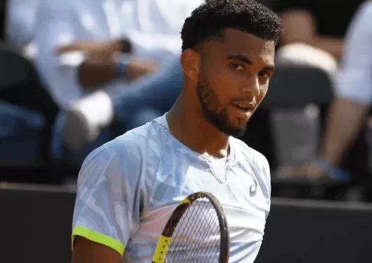 Cramp-Stricken Fils Secures Miami Open Upset Victory