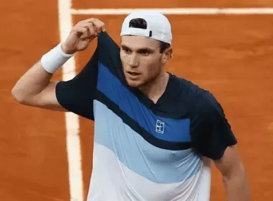 Focus Prevails: Draper Triumphs